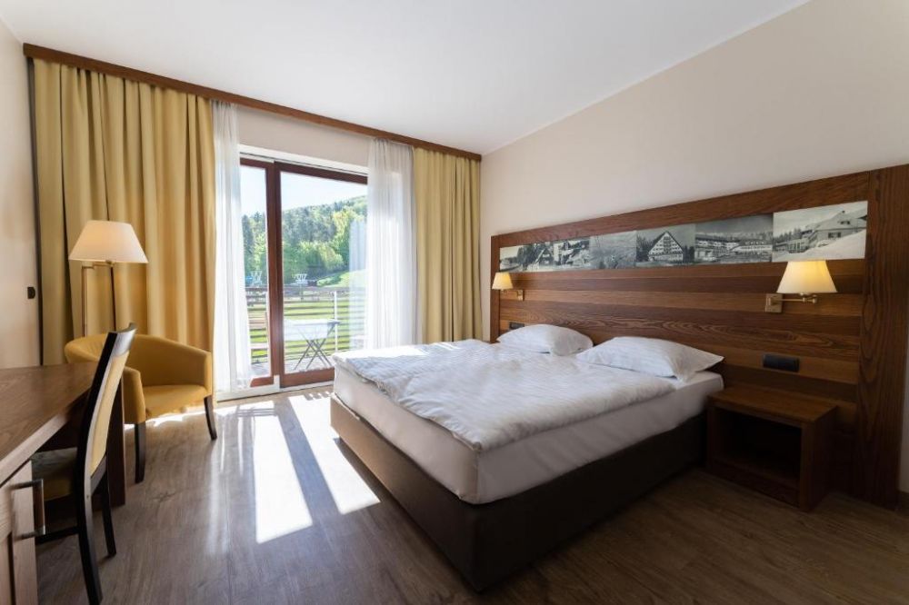 Comfort Double room with Arena view and Balcony, Hotel Arena 4*