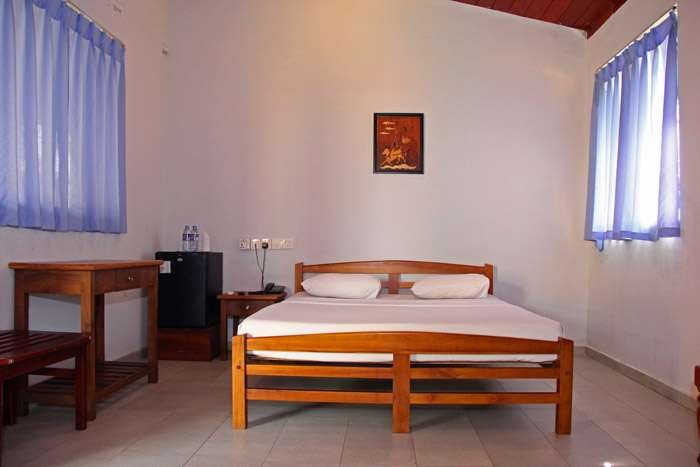 Deluxe/ Deluxe SV Room, Roy Villa 2*