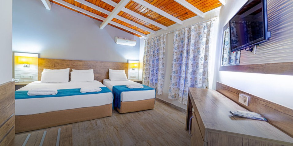 Large Room, La Finca Hotel 3*