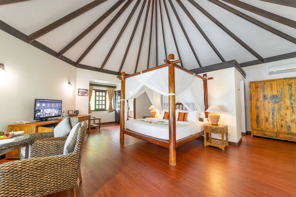 Beach Villa, Kihaa Maldives 5*