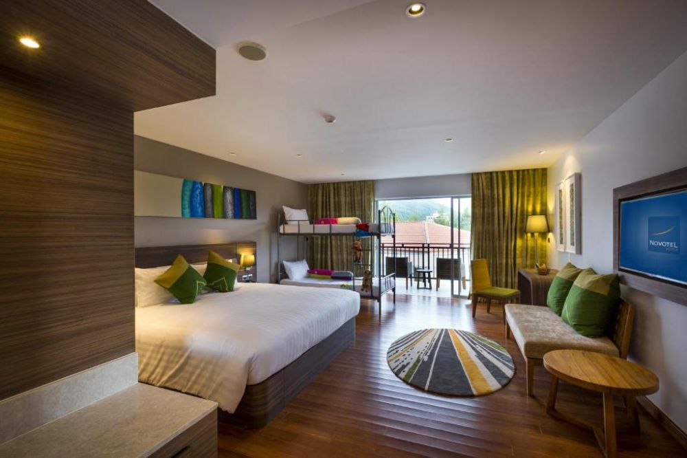 1 King 1 Bunk Premium, Holiday Inn Resort Phuket Karon Beach (ex. Destination Resorts Phuket Karon Beach) 4*