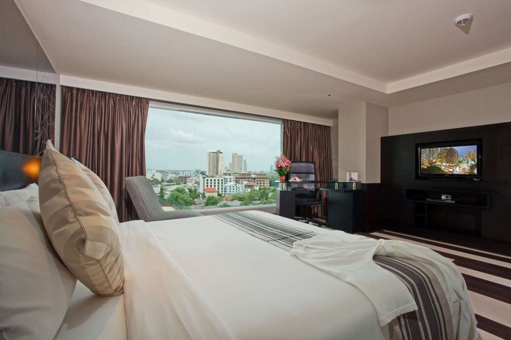 Deluxe Room, Golden Tulip Mandison 4*