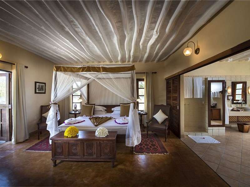 Master Suite, Neptune Pwani Beach Resort & Spa 5*