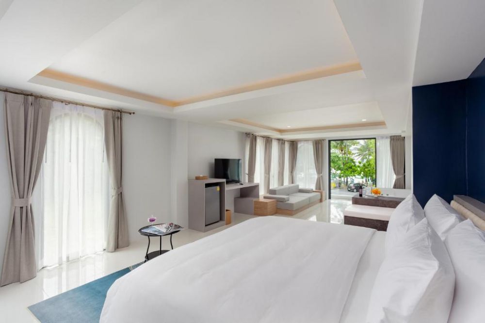 Oceanfront Suite, Anona Beachfront Resort 4*