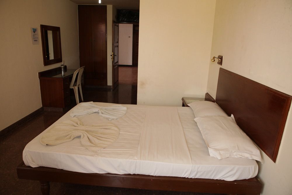 Non AC Room, Mobor Beach Resort 2*