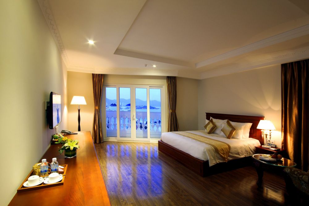 Deluxe, Nha Trang Palace 4*