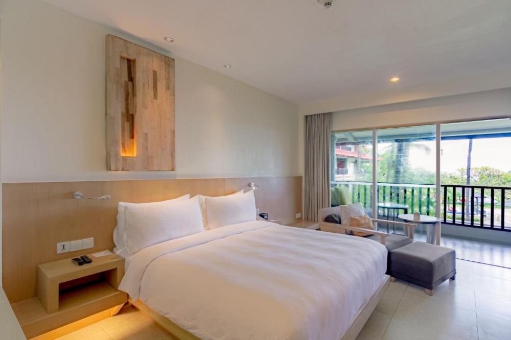 Premium PV/Premium OV, Holiday Inn Resort Baruna Bali 5*