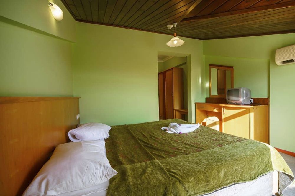 Standard Room, Larissa Inn Hotel 4*