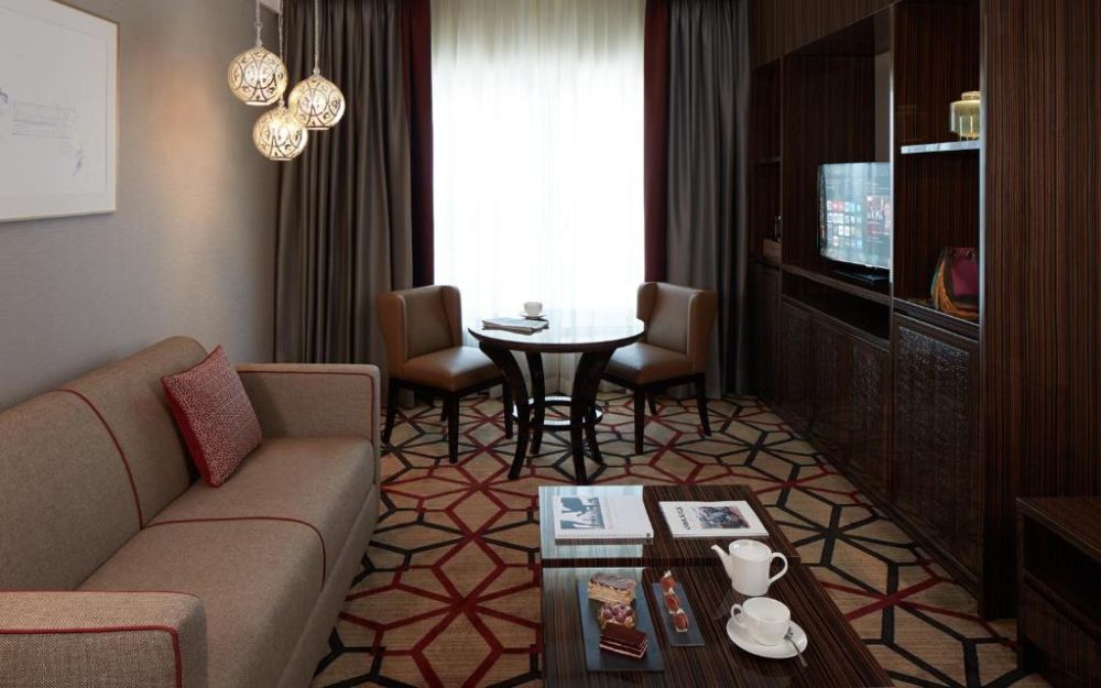 D’Suite, Dusit D2 Kenz Hotel Dubai 4*