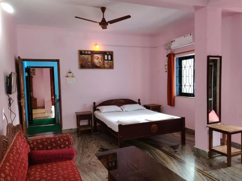 1 Bed Room Apt. AC with Kitchen, Morjim Sunset 2*