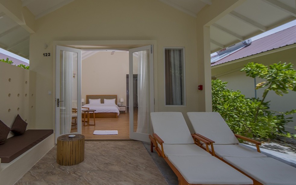 Superior Beach Bungalow, Hondaafushi Island Resort 4*