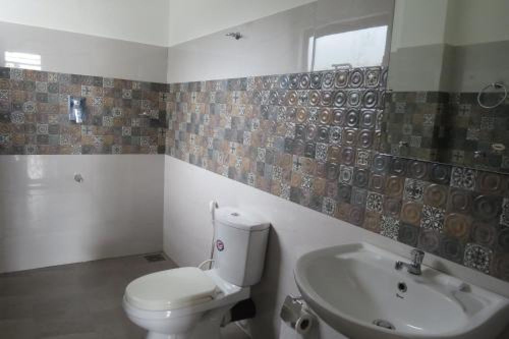 Deluxe Room Double/Twin Balcony (Second Floor), Sailors Mirissa 3*