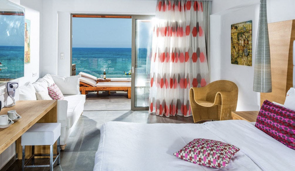 DIAMOND BEACHFRONT SUITE FRONT SEA VIEW, High Beach Hotel 4*