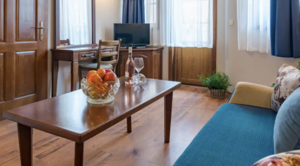 Apartment, Izvora Hotel 3*