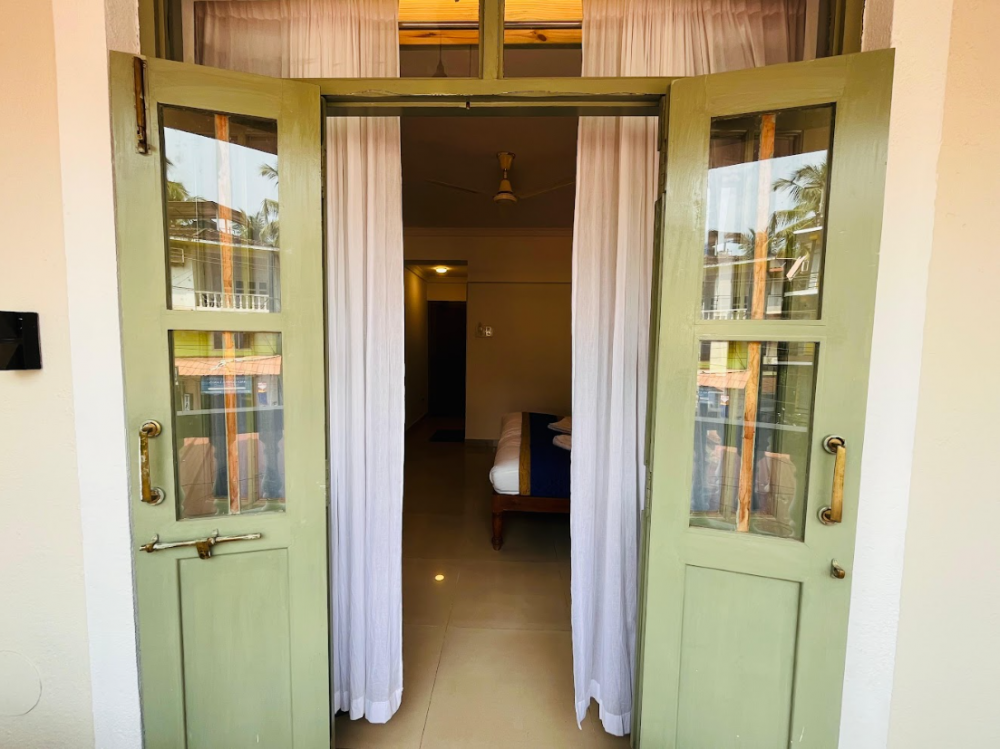 Standard AC, Nagas Hotel Satyavati 2*