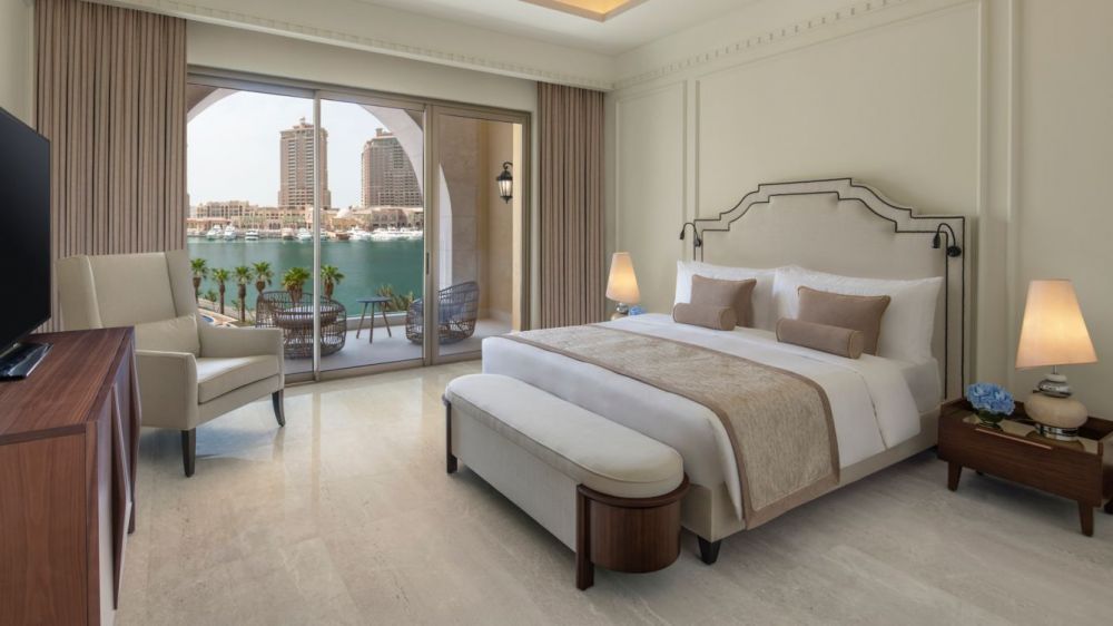 1 Bedroom Suite Marina View/ Sea View, The St. Regis Marsa Arabia Island The Residences 5*