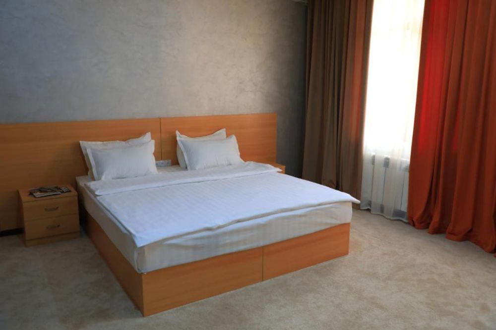 Deluxe, City Inn Hotel 3*