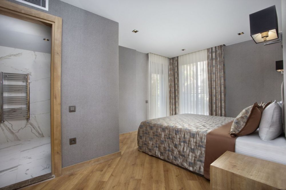 Grand Suite, La Boutique Hotel & Suite 3*