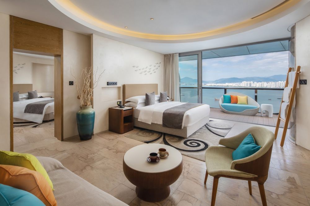 200° Panorama Ocean View Executive Suit (Two King Beds Room), Phoenix Island Resort Sanya 5*