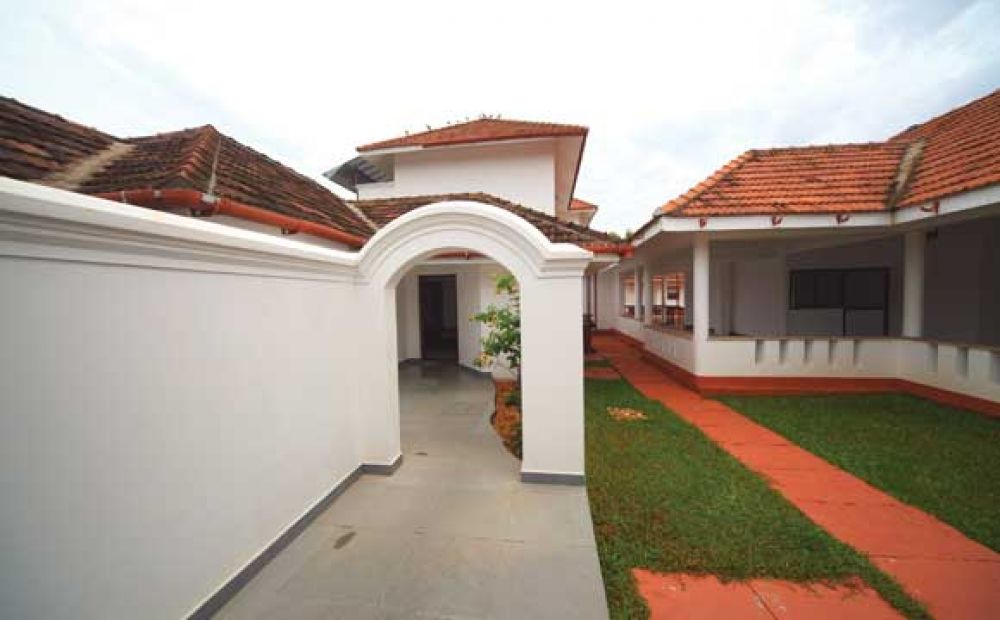 Cottage A/C, Rajah Beach 3*