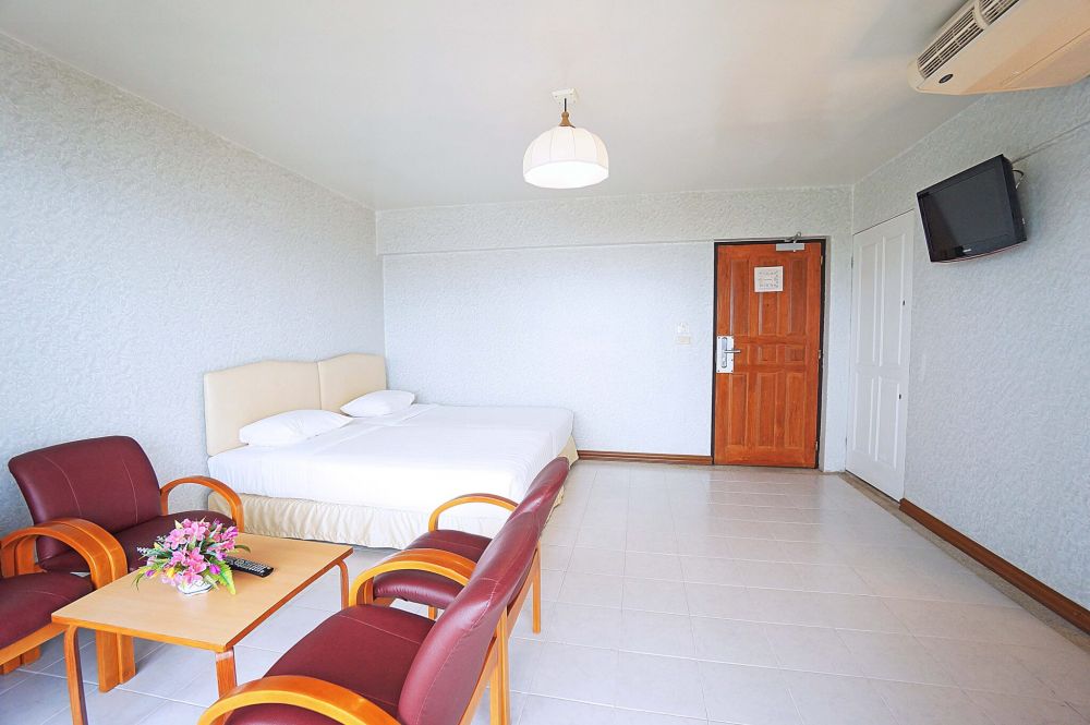 Mini Suite, Pattaya Park Beach Resort 3*