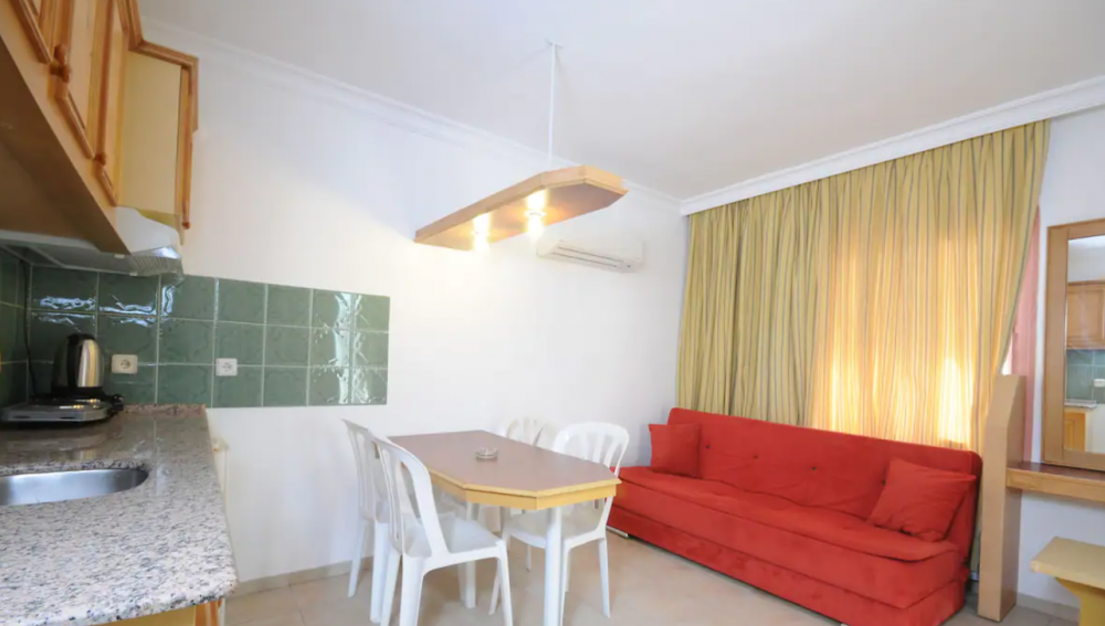 Anex Attic Apartment, Kocer Club Apart 3*