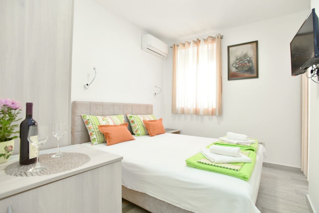 Double Room, Ines 4*