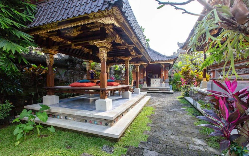 Puri Taman Sukawati, Dwaraka The Royal Villas 4*