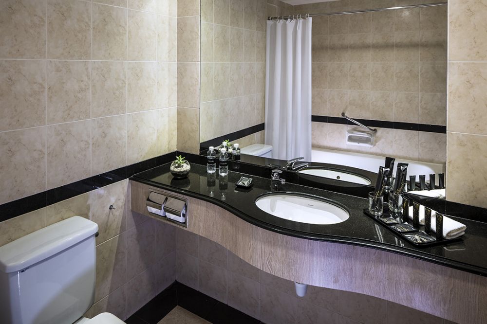 Deluxe Room, Furama RiverFront 4*