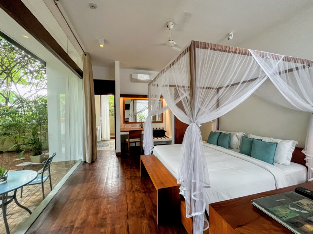 Garden Villa, Calamansi Cove 4*