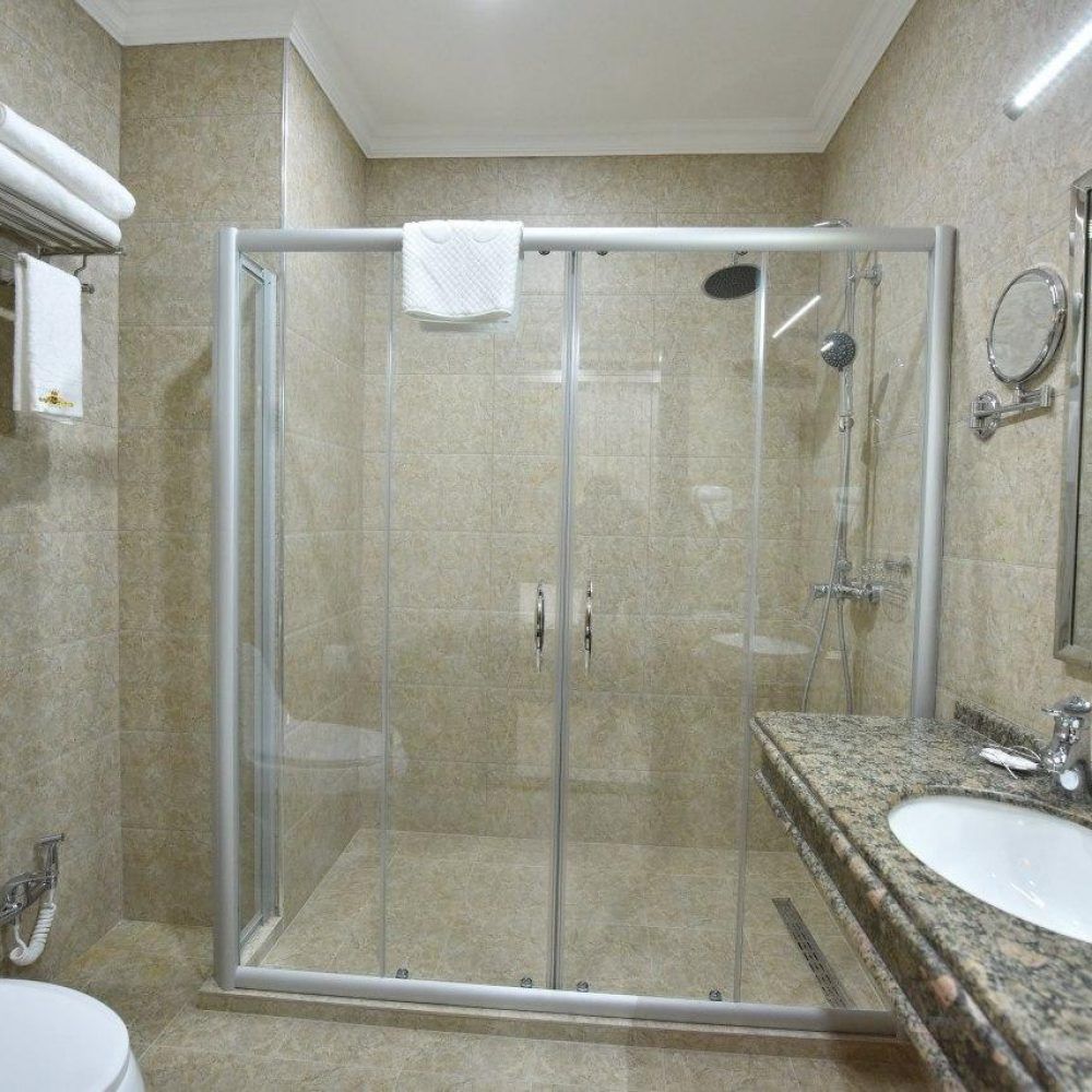 Deluxe Room, Qushbegi Plaza 3*