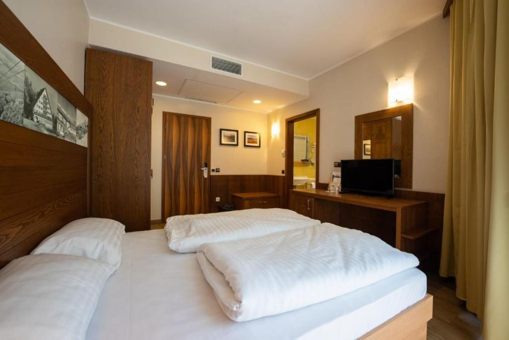 Comfort Double room, without balcony, Hotel Arena 4*