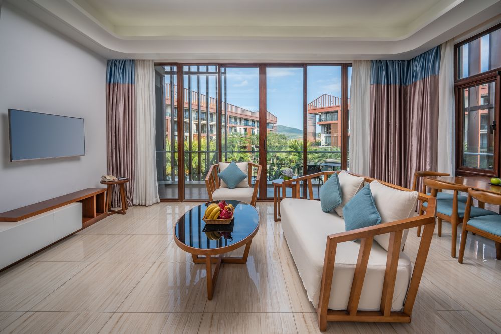 Two Rooms Suite(2F1T2W), Argyle Yalong Bay Resort 4*