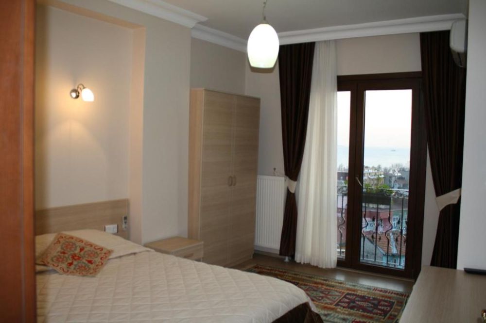 Standard Room, Art City Hotel 3*