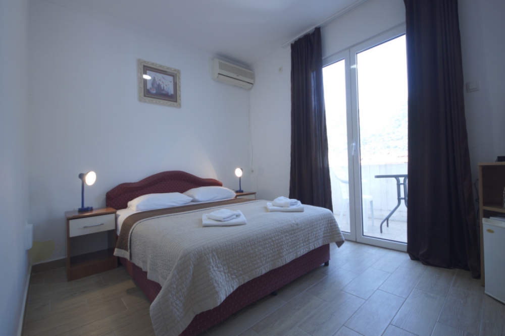 DBL Standard, Jovana Guest House 3*