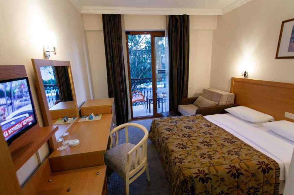 Standard Room, Perdikia Beach Hotel 3*