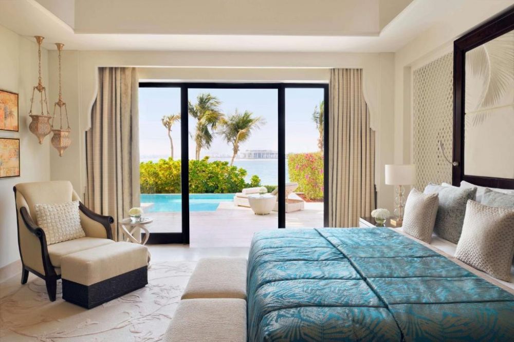 Palm Beach Executive Suite with Pool, One & Only The Palm Dubai 5*