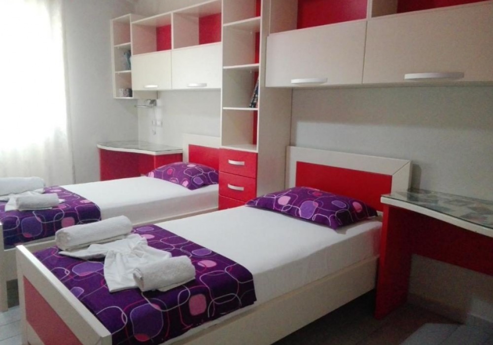 Apartment, Murati 4*