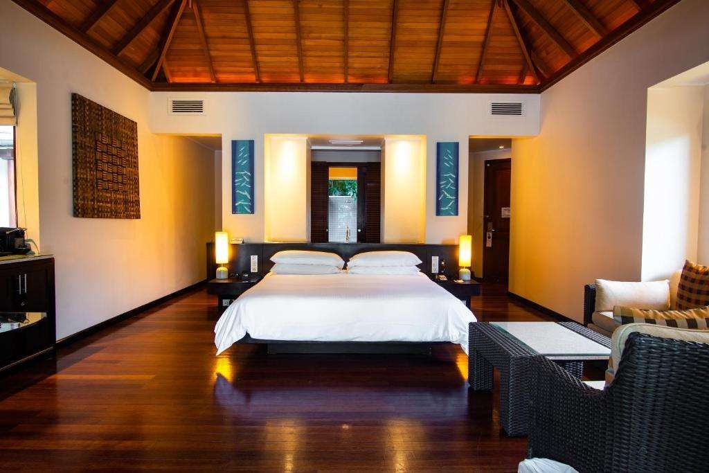 King Beachfront Villa, Hilton Seychelles Labriz Resort & Spa 5*