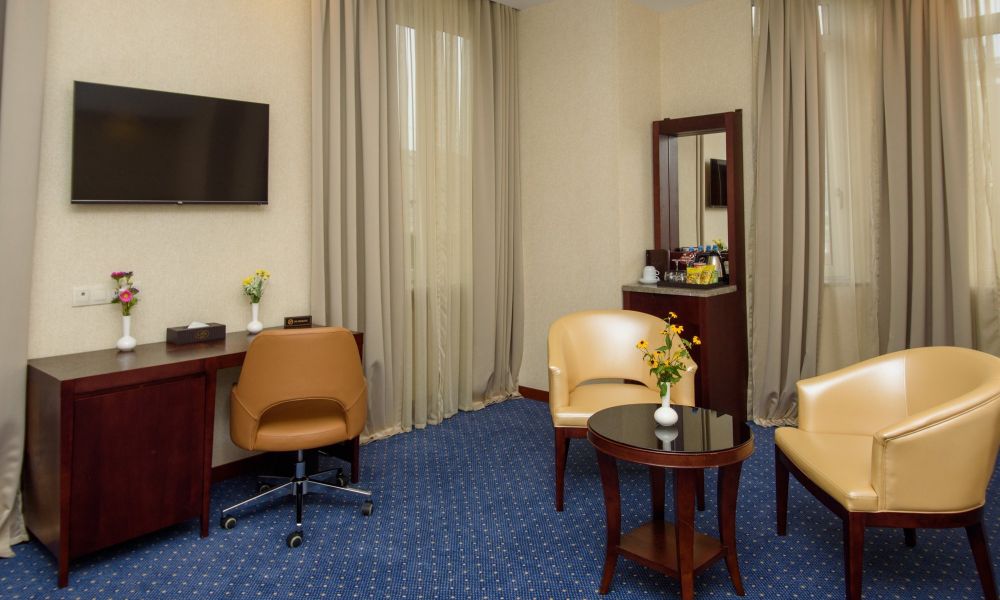 Family triple, KMM Hotel 4*