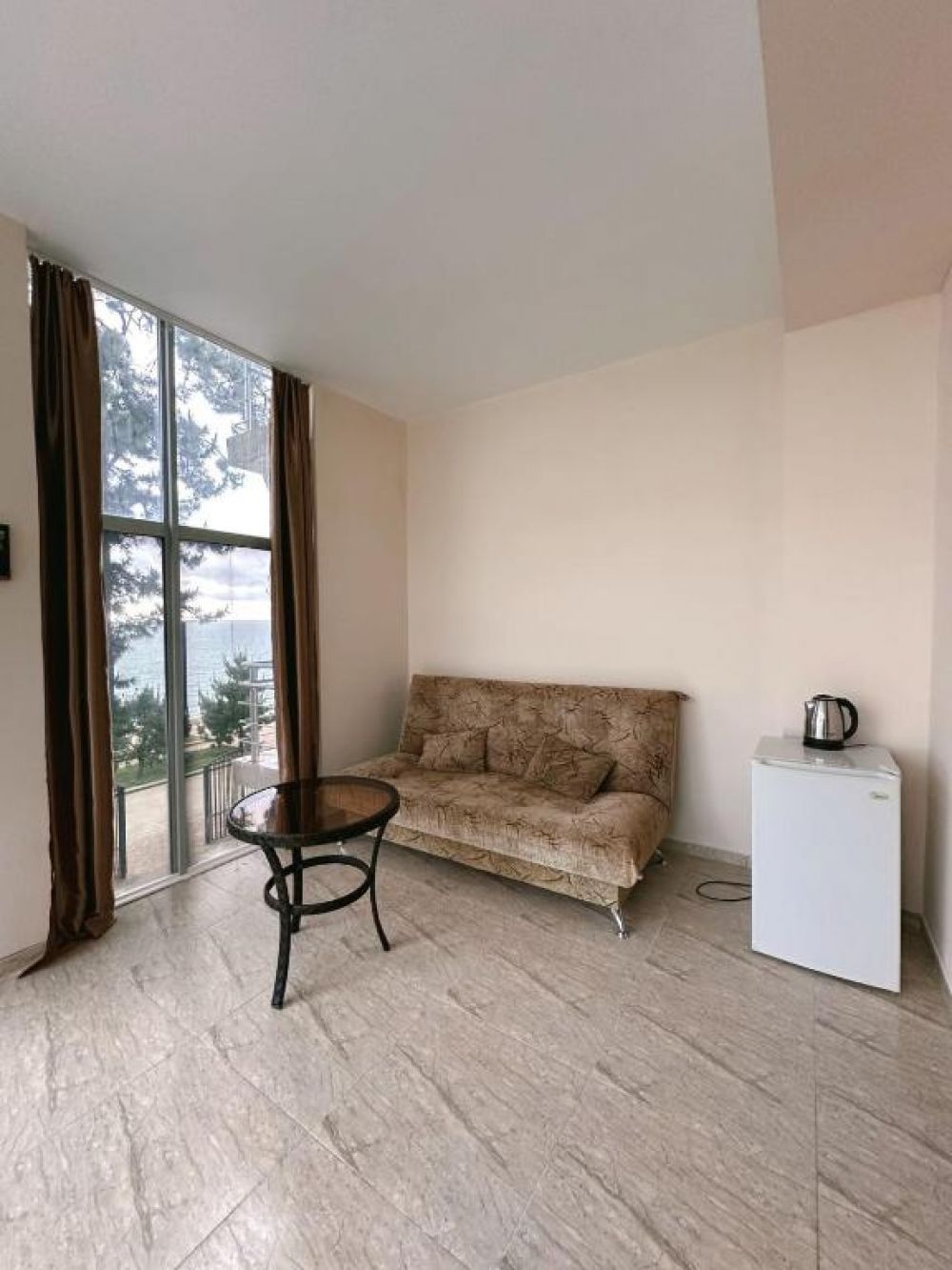 Two Bedroom Apartments, Solidarity 3*