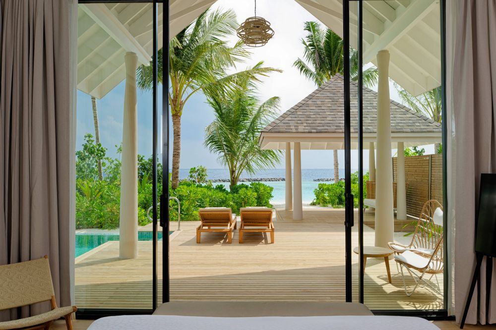 Deluxe Beach Pool Villa, Ananea Madivaru Maldives 5*