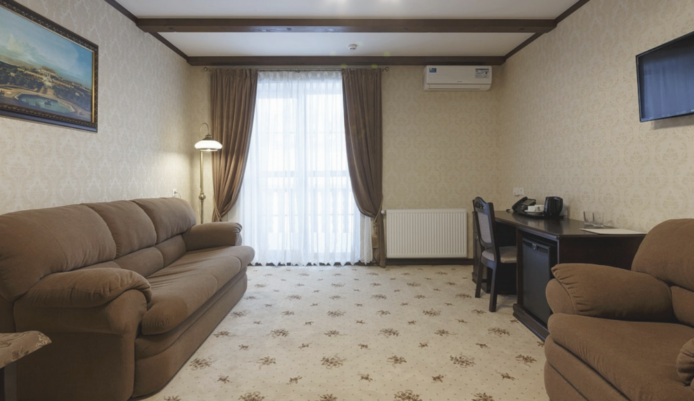 Люкс 2-комнатный, GasthauS & SPA 4*