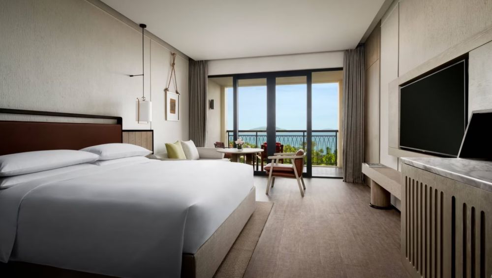 Deluxe Ocean View (New Wing), Sanya Marriott Yalong Bay Resort & Spa 5*