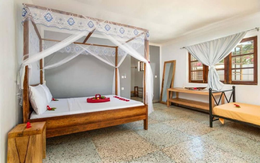 Family Deluxe Suite Ocean View, Seashore Villa Kiwengwa 3*