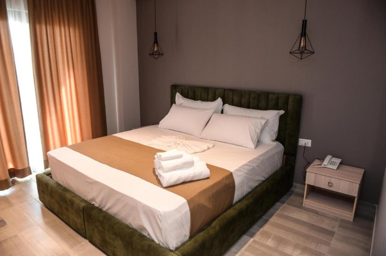 Standard/Triple, Brilant & Spa Durres 5*