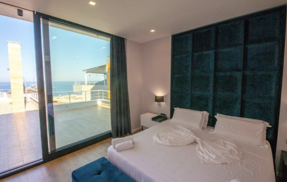 Deluxe Suite with Terrace and Sea View, Blue Sky 4*