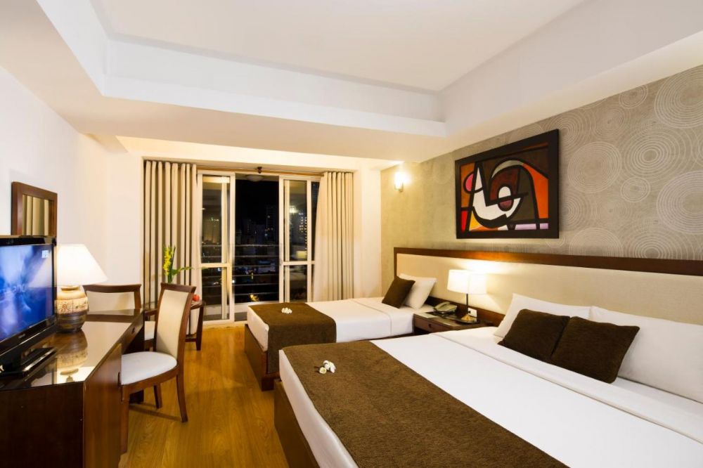 Senior Deluxe, Starlet Hotel 3*