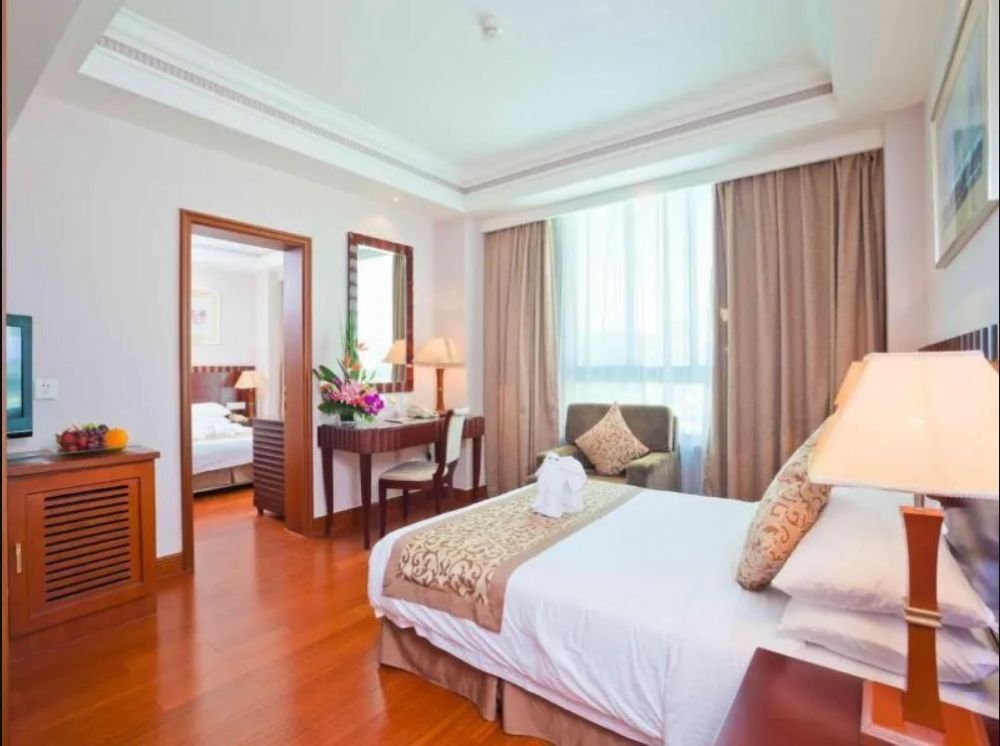 Deluxe Mountain View Family Room, Baohong Hotel 4*