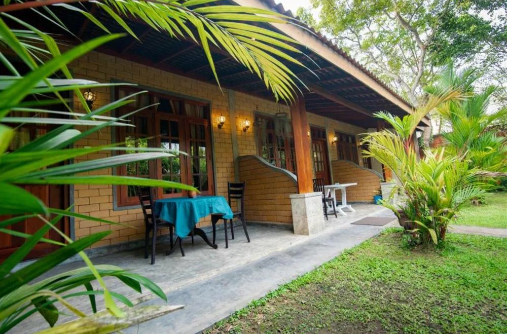 Standard, Dandelion Unawatuna 